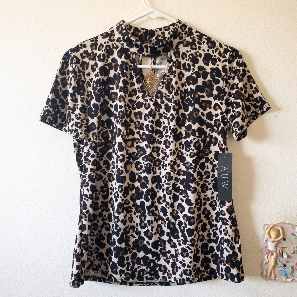 WOMENS CHEETAH PRINT SHIRT W/ CUTE FRONT DESIGN